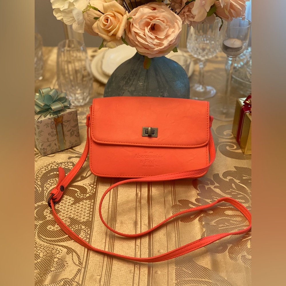 Abercrombie and Fitch crossbody bag